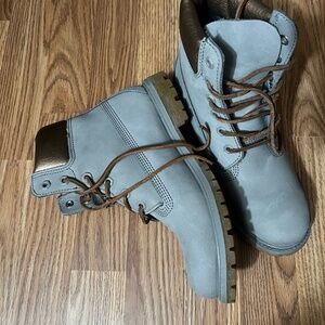 Grey and rose gold Timberland